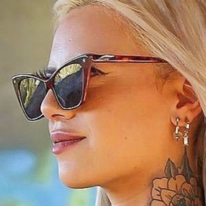50βs Retro Throwback Cat Eye Sunglasses π» FlyGirls Fly Kitten Sunnies